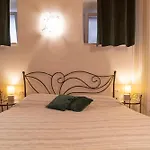 Vecchia *